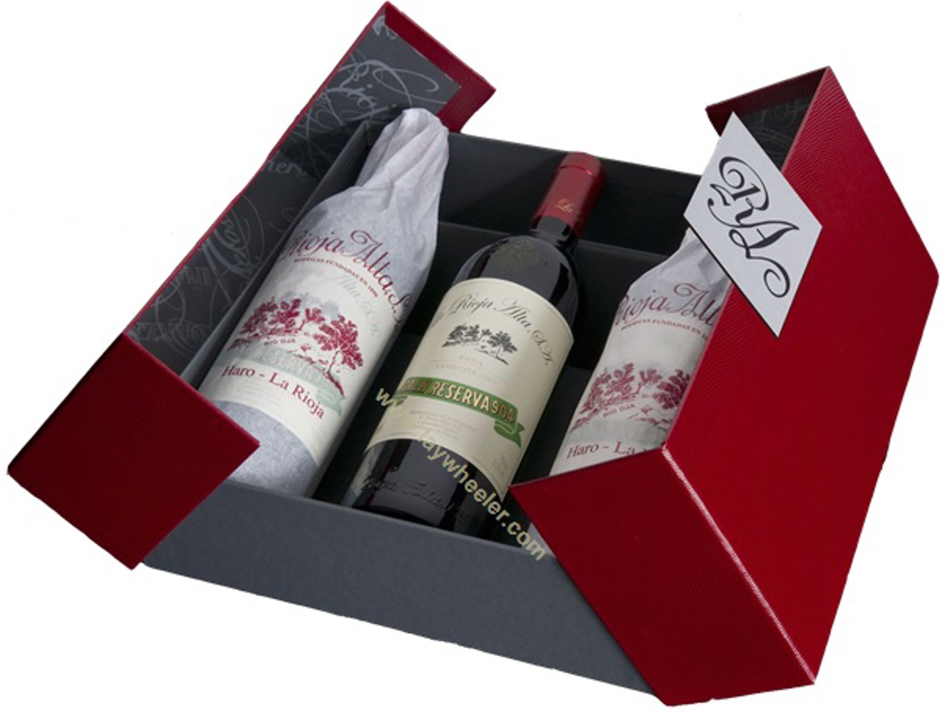 Gift Pack of mixed Rioja Alta wines 1998, 2001, 2004 bottle shot.