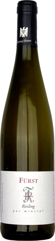 2022 Riesling Pur Mineral, Fürst, Franconia bottle shot.