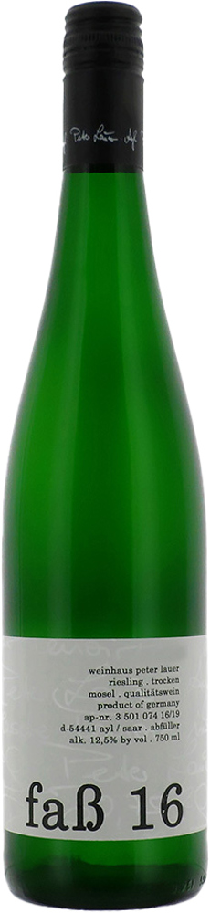 2023 Fass 16 Riesling Trocken, Peter Lauer, Saar bottle shot.